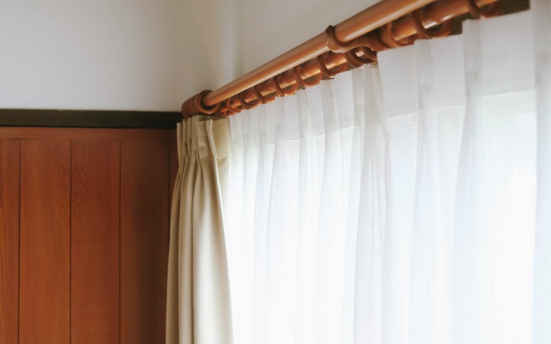 how to choose curtain length